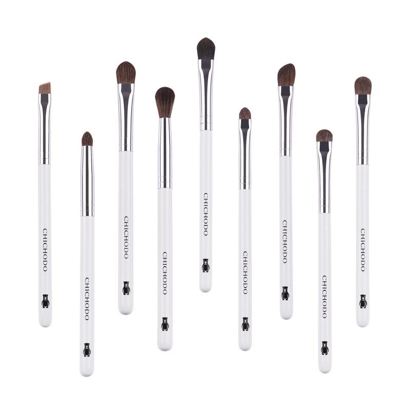 Set 9 Pinceaux Maquillage des Yeux Poils 100% Naturels Coloris Blanc Métal Argent